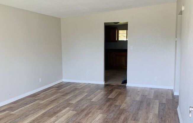 3 beds, 1 bath, $1,550