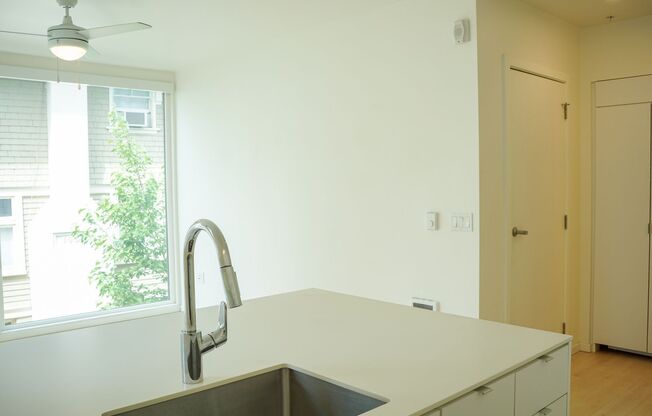 Modern 2nd Floor Corner Studio with D/W & Washer/Dryer!