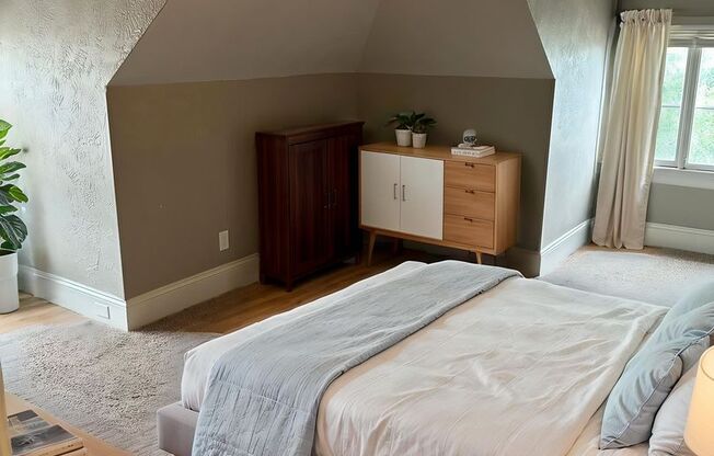 1 bed, 1 bath, $1,195, Unit 304