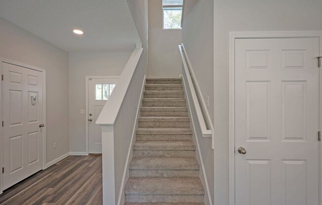 3 beds, 2.5 baths, 1,652 sqft, $2,200, Unit 5432