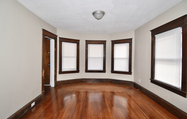 56 Kenyon St