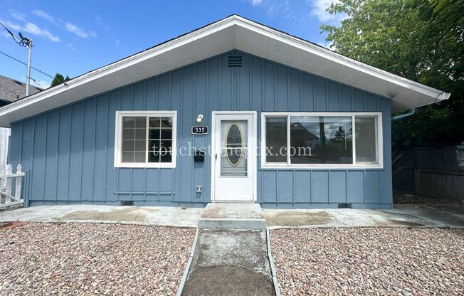 Beautifully Updated 4 BD/1BA Home in Charming NE
