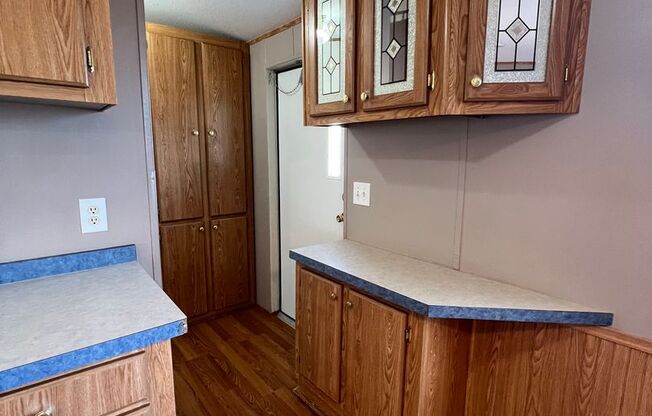 3 beds, 2 baths, $1,550