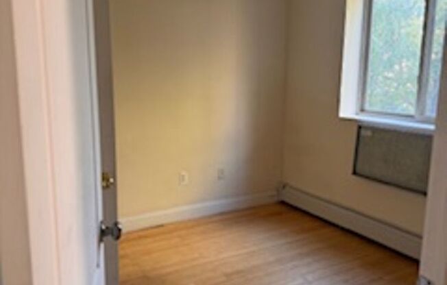 141-31 PERSHING CRESCENT