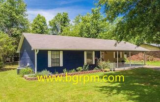 3 beds, 2 baths, $1,400