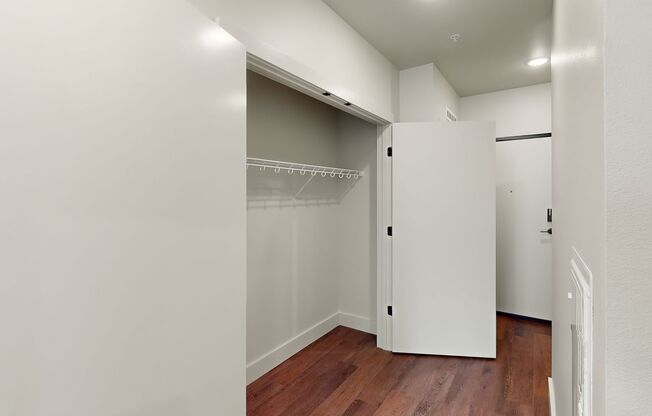 1 bed, 1 bath, 580 sqft, $2,855, Unit 208