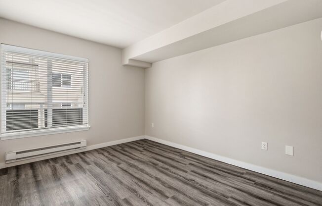 1 bed, 1 bath, 680 sqft, $1,975, Unit 310
