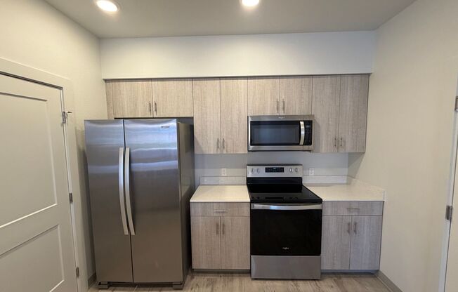 2 beds, 1 bath, 988 sqft, $1,545, Unit 101B