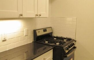 2 beds, 1 bath, $5,250, Unit 5A