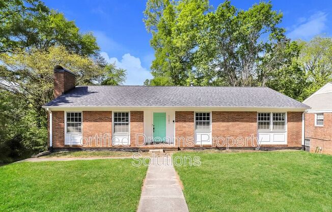 1101 SURRY DR
