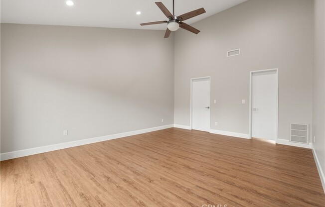 5339 COLDWATER CYN AVE