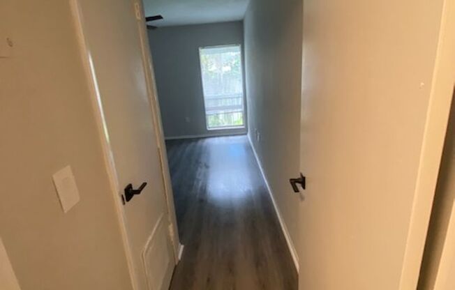 1 bed, 1 bath, 745 sqft, $1,175