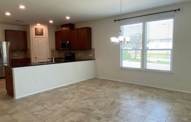 3 beds, 2 baths, $1,795