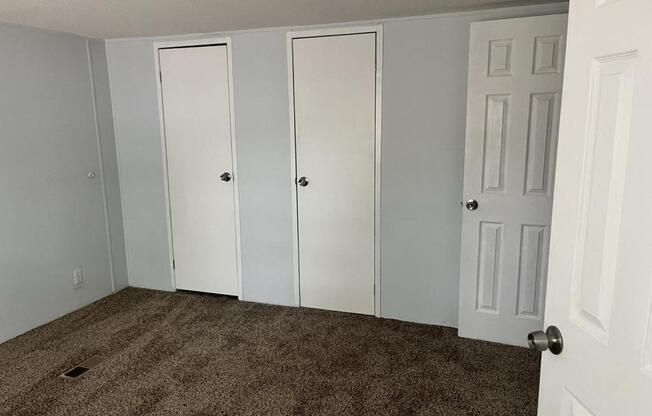 2 beds, 1 bath, $845