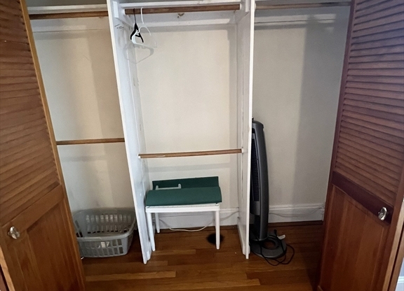 1 bed, 1 bath, 595 sqft, $2,900, Unit 43