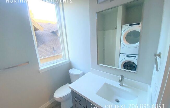 5521 15 AVE NE