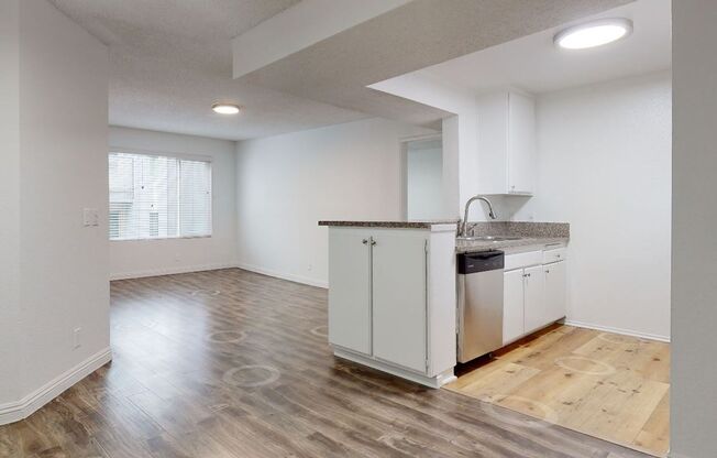 2 beds, 2 baths, 759 sqft, $2,395, Unit 064#113