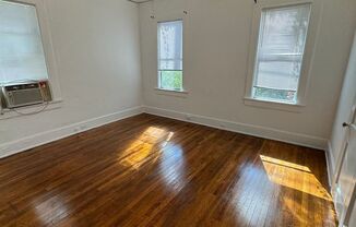 1 bed, 1 bath, $650