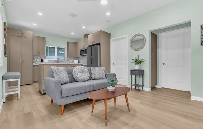 3965 LA SALLE AVE
