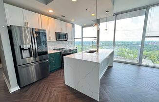 855 Peachtree Street NE