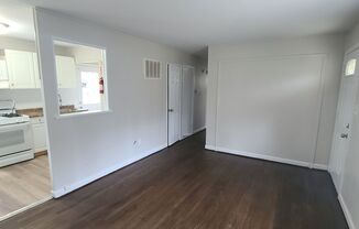 3 beds, 1 bath, $2,495