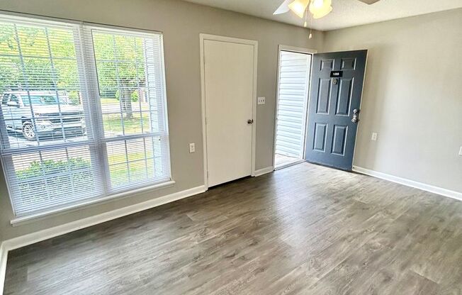 1 bed, 1 bath, 815 sqft, $900, Unit 1088
