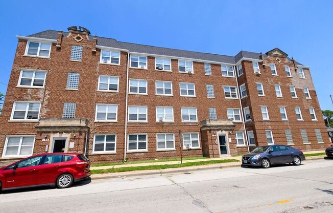 102-108 Memorial Dr