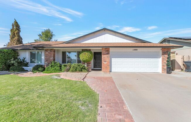 Stunning 4-Bedroom Home in Scottsdale!