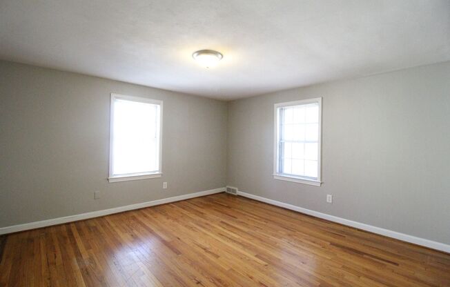 2 beds, 2 baths, $1,400, Unit 7612 TERRACE