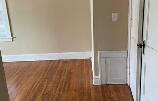 Studio, 1 bath, 500 sqft, $929, Unit 105