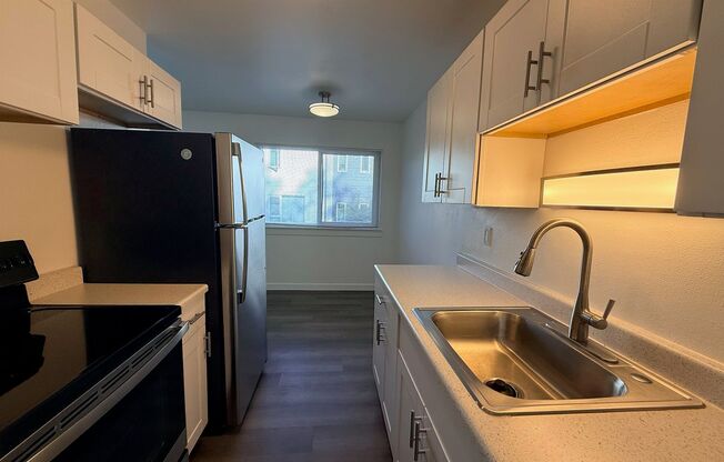 Studio, 1 bath, 475 sqft, $1,345, Unit 312