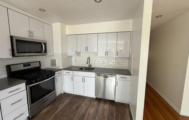 72 EDGEWOOD AVE