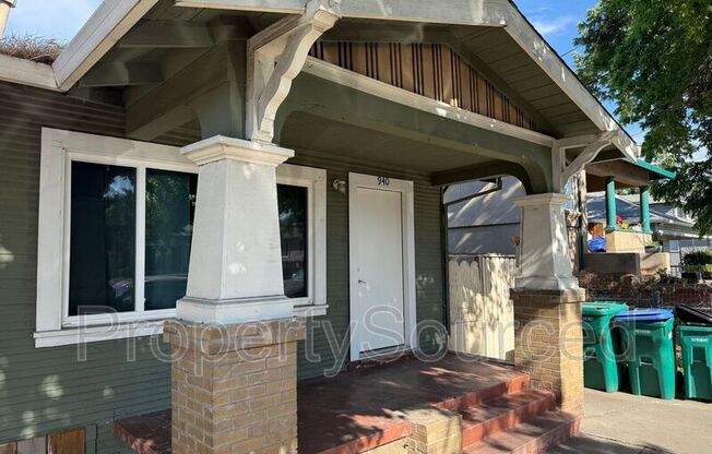 940 N SIERRA NEVADA