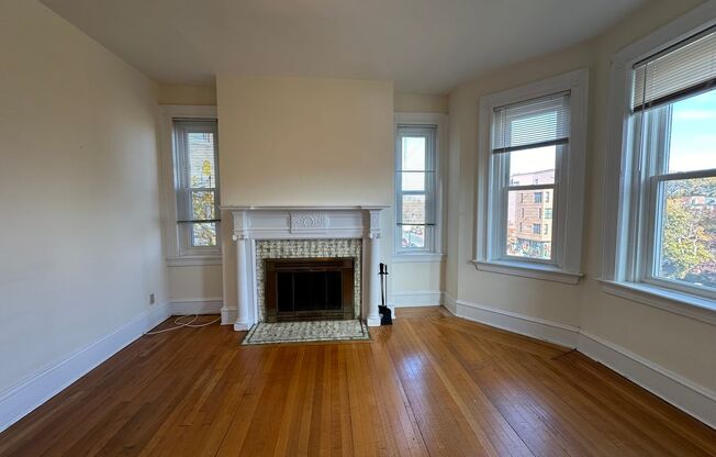 1 bed, 1 bath, 500 sqft, $2,500, Unit 34