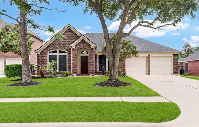 Exquisite 4-Bedroom Home in Copperfield: A Must-See Gem!