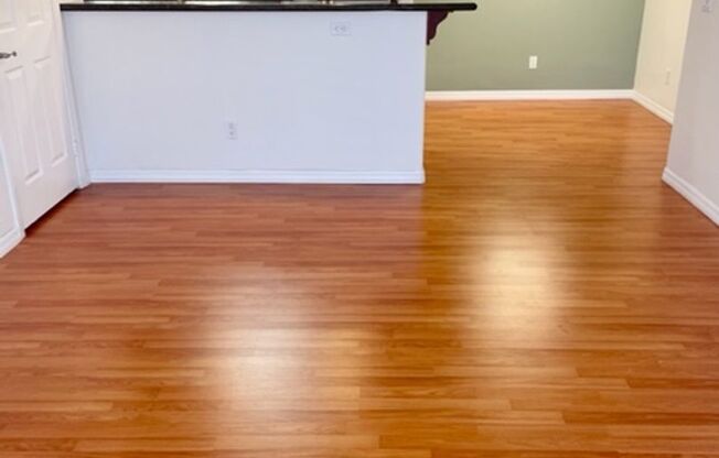 Upscale Condo in Clairemont