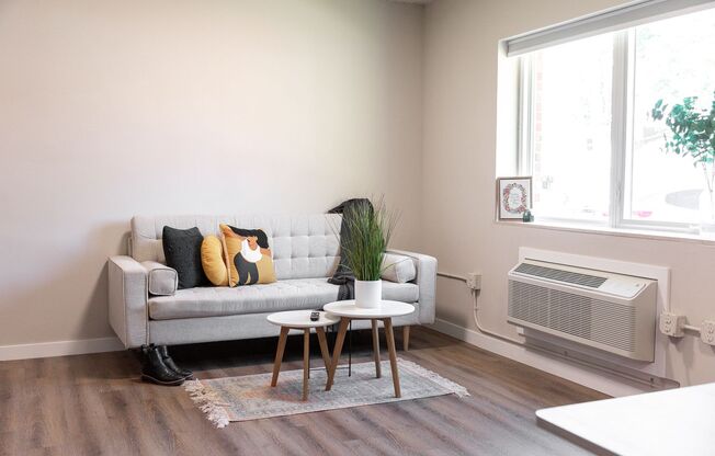 1 bed, 1 bath, 750 sqft, $1,525, Unit 57