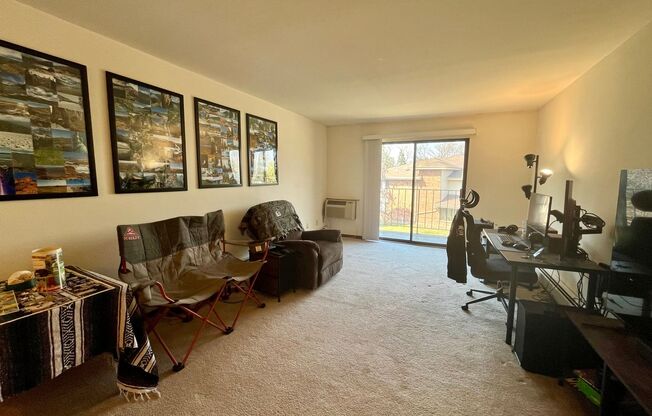 11208 W National Ave