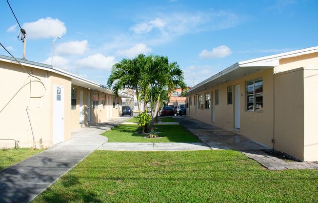 For Rent -  Studio for $1,250 in Hialeah