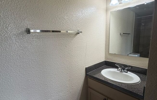 1 bed, 1 bath, 682 sqft, $905, Unit 1416