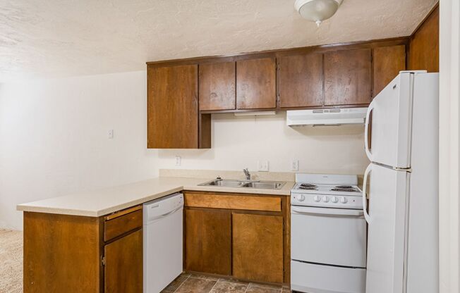 2 beds, 1 bath, 1,050 sqft, $1,595, Unit 10301