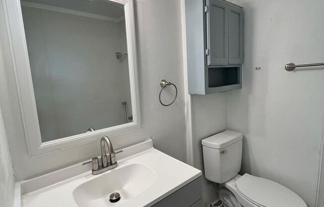 1 bed, 1 bath, 600 sqft, $900, Unit 1312-B