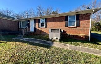 3 beds, 1 bath, $1,550