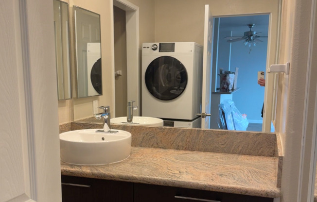 Los Arboles Apartments