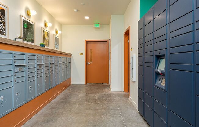 Studio, 1 bath, 343 sqft, $999, Unit Unit 102 - Live/Work - Income Restricted