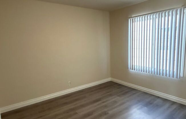 OXNARD APTS