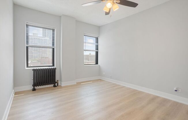 2 beds, 1 bath, 430 sqft, $2,150, Unit 7E