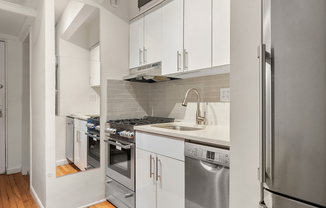 312 W 23 ST
