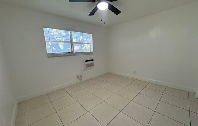 6031 Polk St Hollywood, FL 33024