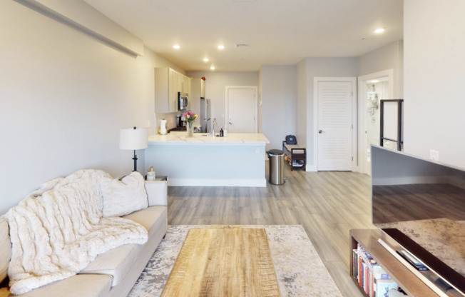 1 bed, 1 bath, 650 sqft, $3,695, Unit 405